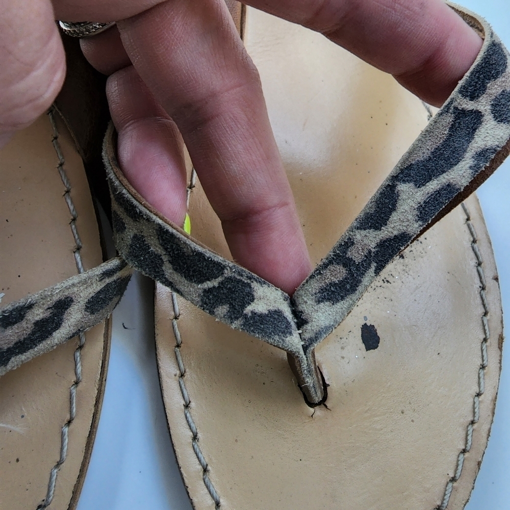 ⭐️40% Off⭐️ Niccolo Vacari  Leather Leopard Flip Flops - Picture 7 of 9
